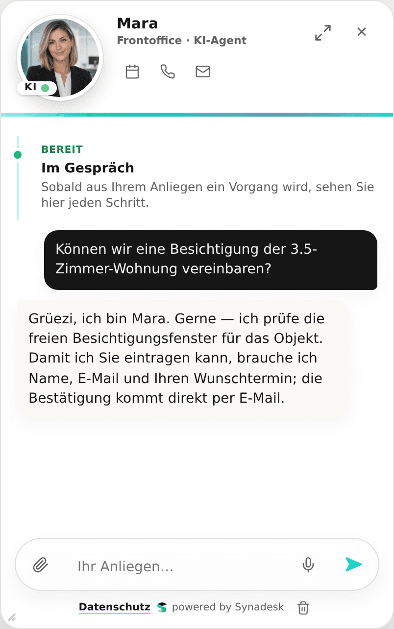Synadesk-Widget: Interessent möchte eine Wohnungsbesichtigung vereinbaren, Mara prüft freie Besichtigungsfenster und nimmt die Buchungsangaben auf.